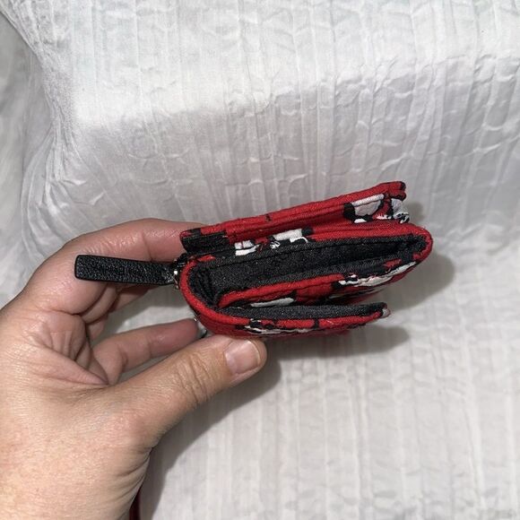 Vera Bradley Red Black White Gray Playful Penguins Wristlet & Small Wallet Set - Picture 8 of 16